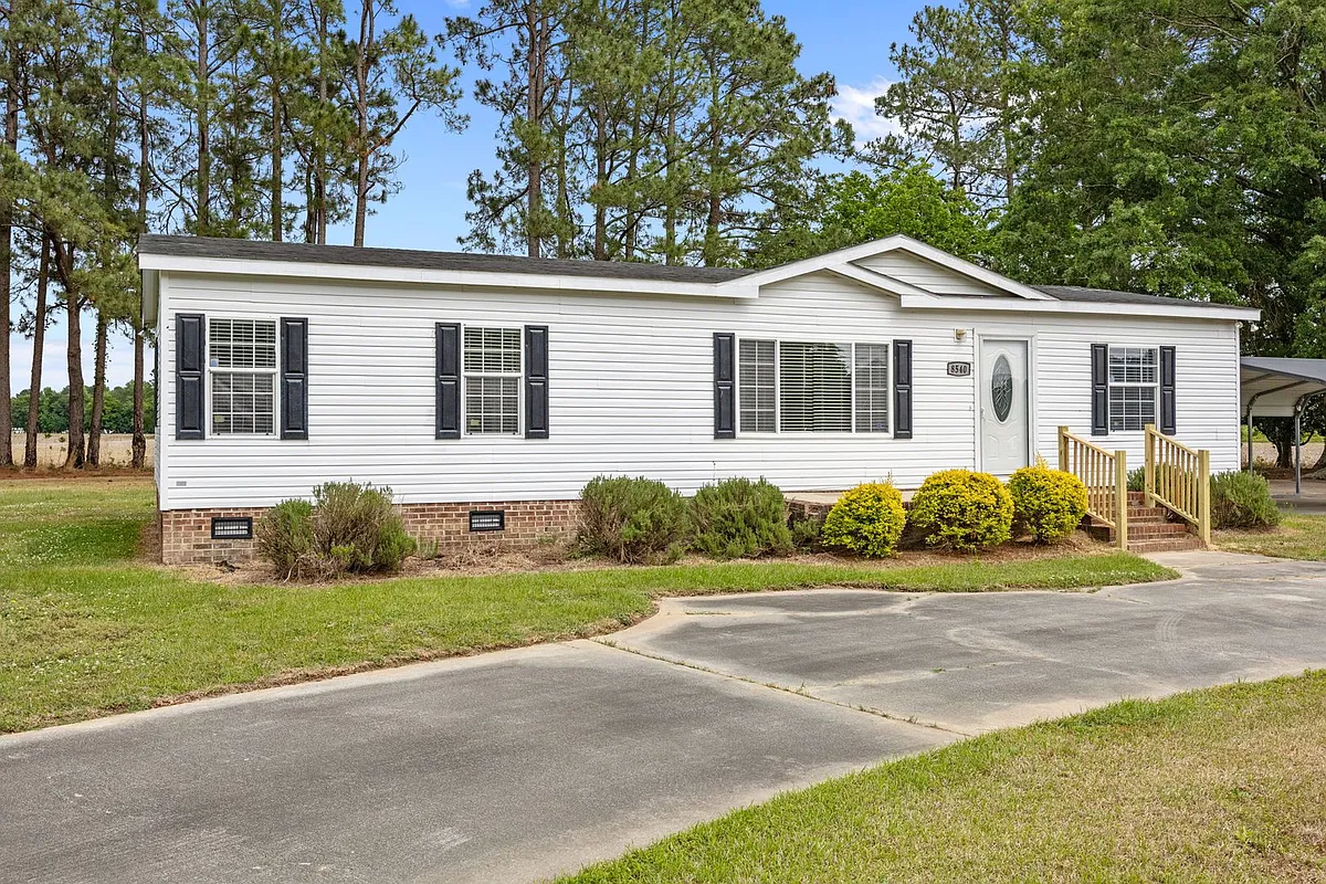 Building Photo - 8540 Godwin Falcon Rd
