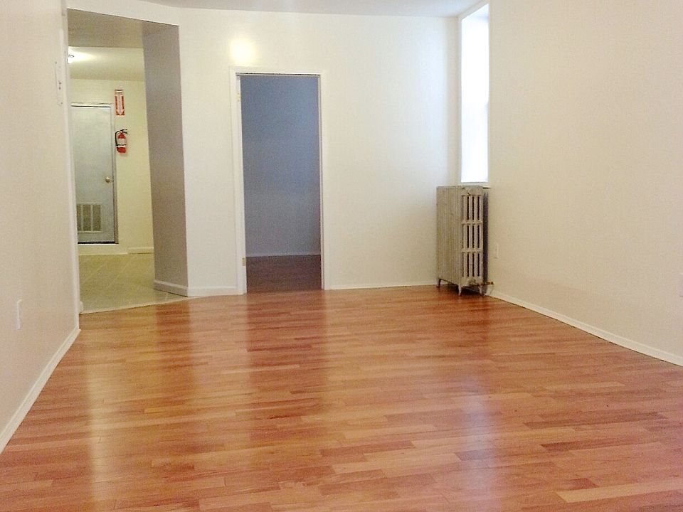 1st image of 943 E 229th St APT 1