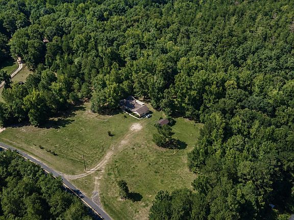 3rd image of 559 Old Shoals Rd