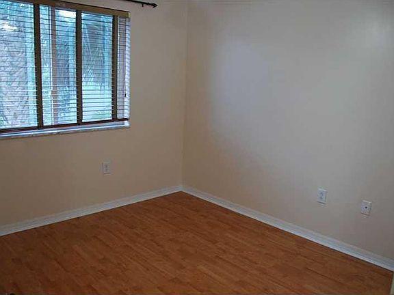4th image of 2245 NW 170th Ave