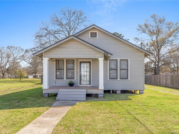 206 S Sherman St, Jennings, LA 70546