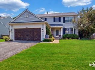 2913 Shetland Ln, Montgomery, IL 60538