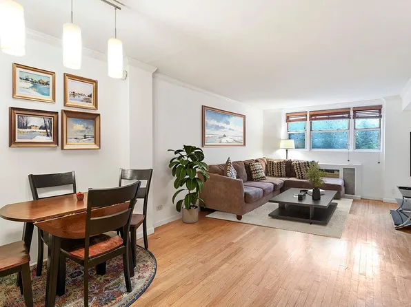 321 E 45th St APT 1F, Manhattan, NY 10017