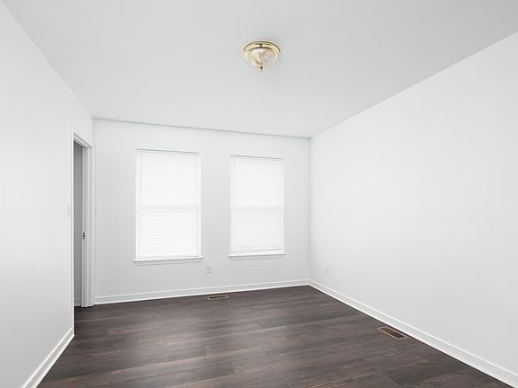 3rd image of 408 Dallas Ave #A
