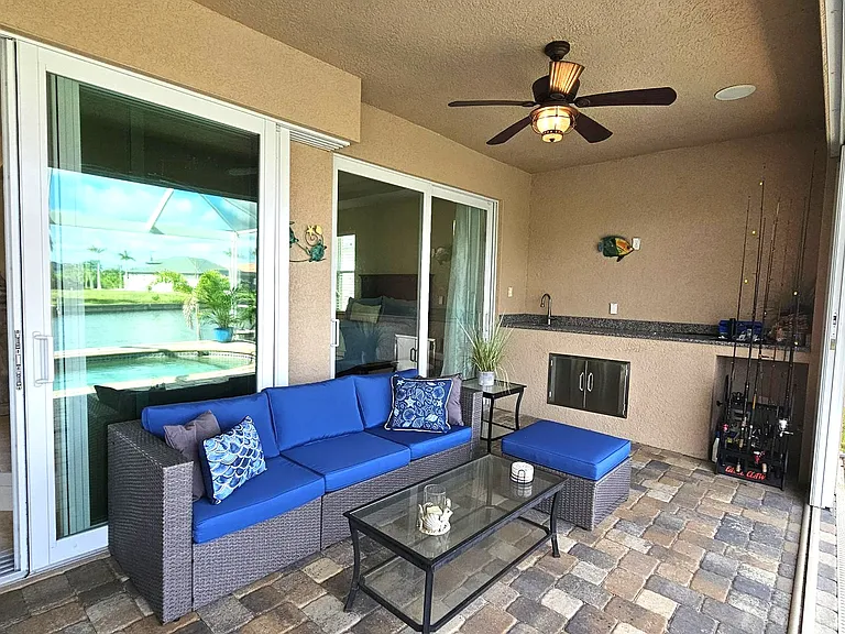 Screened lanai