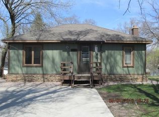 1215 Oak St, Wisconsin Dells, WI 53965