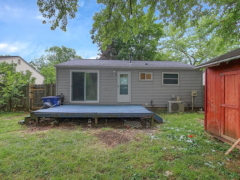 2138 Sprucefield Dr — Photo 24