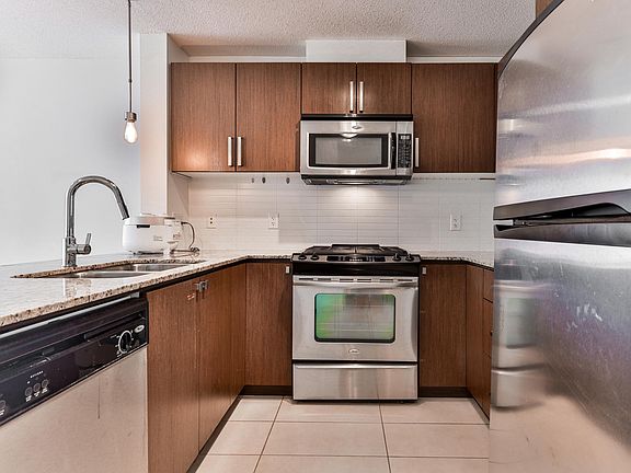 5th image of 9868 Cameron St #1201