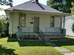 823 SE 1st St, Washington, IN