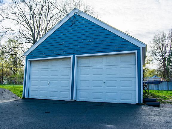 4th image of 24 Canton St #1