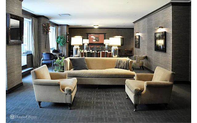 Rented by Douglas Elliman | media 27