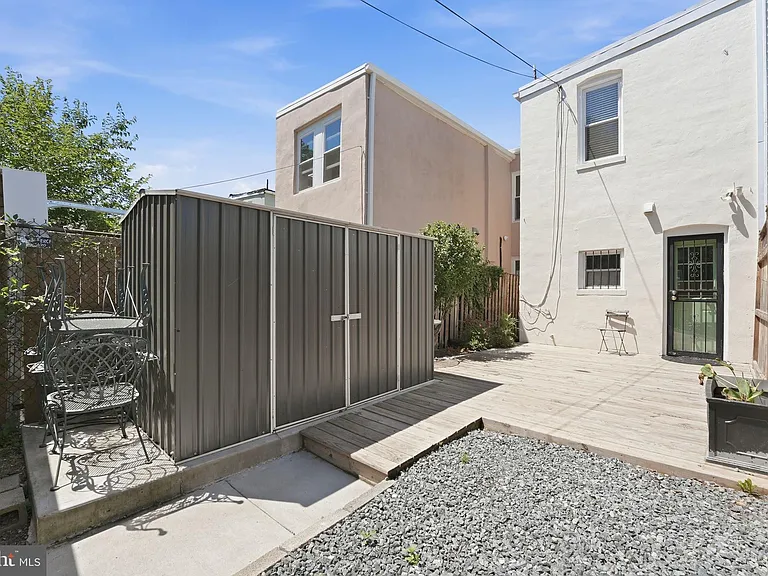 1423 Duncan St NE — Photo 17