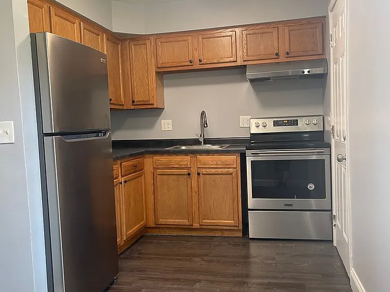 Bexvie Village Townhomes — Photo 12