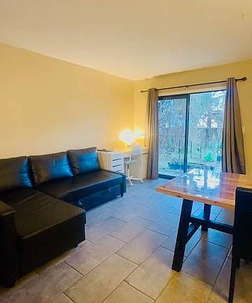 3rd image of 480 Reed Canal Rd APT 12