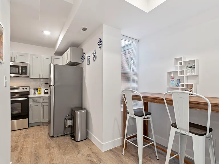 4129 Parrish St #2 — Photo 4