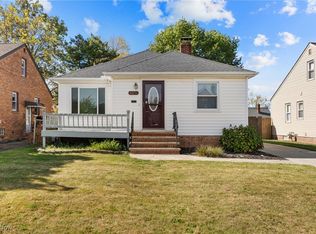 6096 Wareham Dr, Cleveland, OH 44129