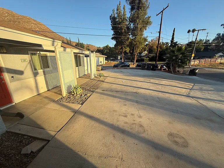 191 Goodrich Dr — Photo 15