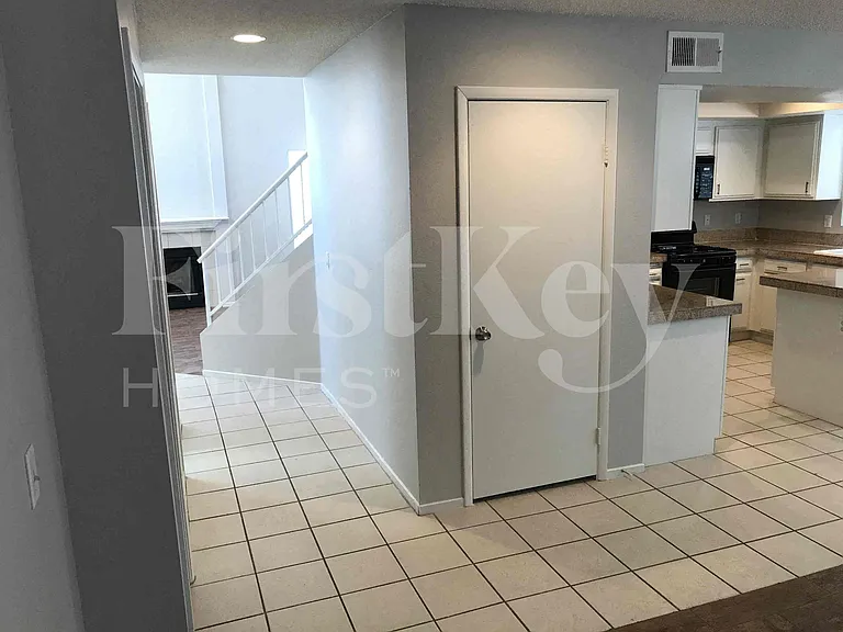 7011 Encore Way — Photo 11