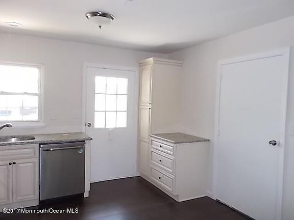 4th image of 819C Balmoral Ct #100C