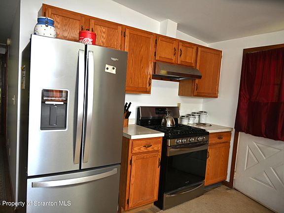 2nd image of 2304 Hausbrook Heights Rd