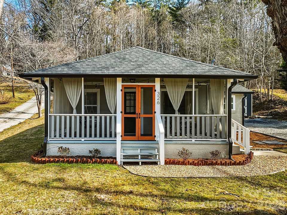1st image of 326 Lyndhurst Dr