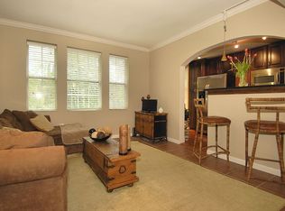 1741 N Troy St APT 422, Arlington, VA