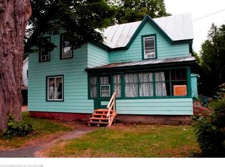 18 Heald St, Madison, ME 04950