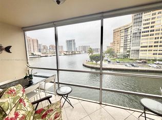 2600 Diana Dr APT 307, Hallandale Beach, FL 33009