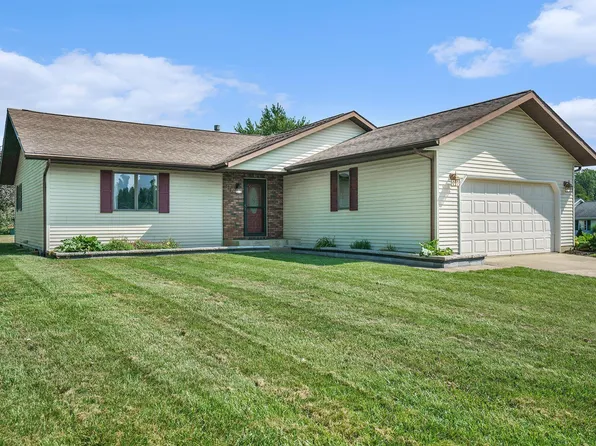 1794 E Springfield Dr, Warsaw, IN 46582