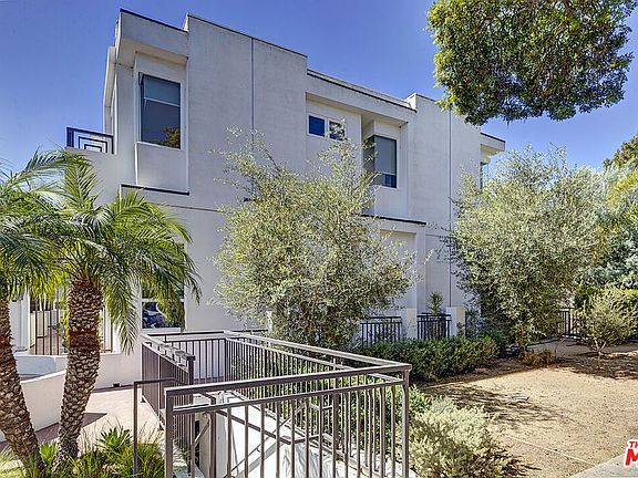 2nd image of 2512 28th St APT 110