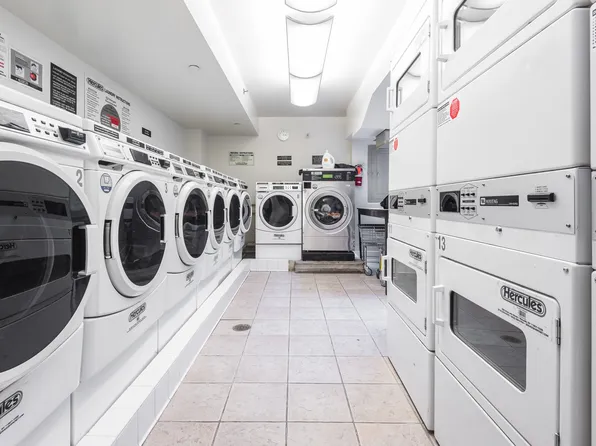 1501 Lexington Avenue image 13 of 15