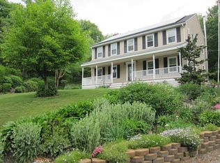 26 Nutting Dr, Leominster, MA 01453