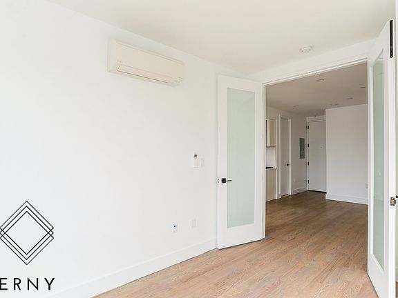 4th image of 278 E 32nd St #2A