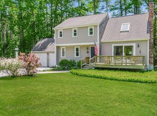 21 Pioneer Dr, Duxbury, MA 02332