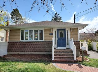 2682 Natta Blvd, Bellmore, NY 11710