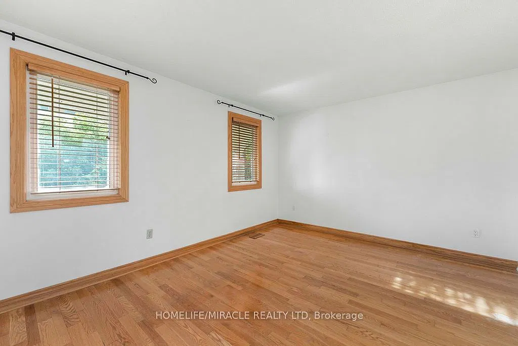 3 bed, $4,000 — Photo 3