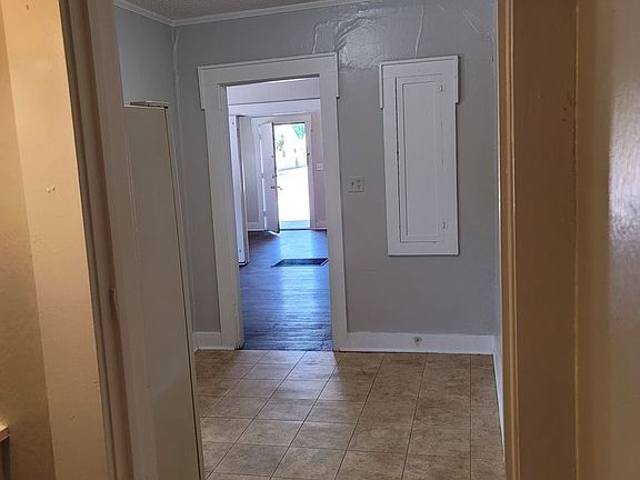 2nd image of 2219 S Tyler St #B