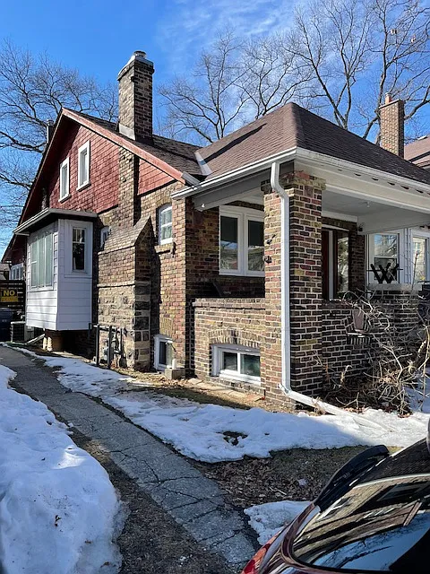 346 Runnymede Rd photo 1