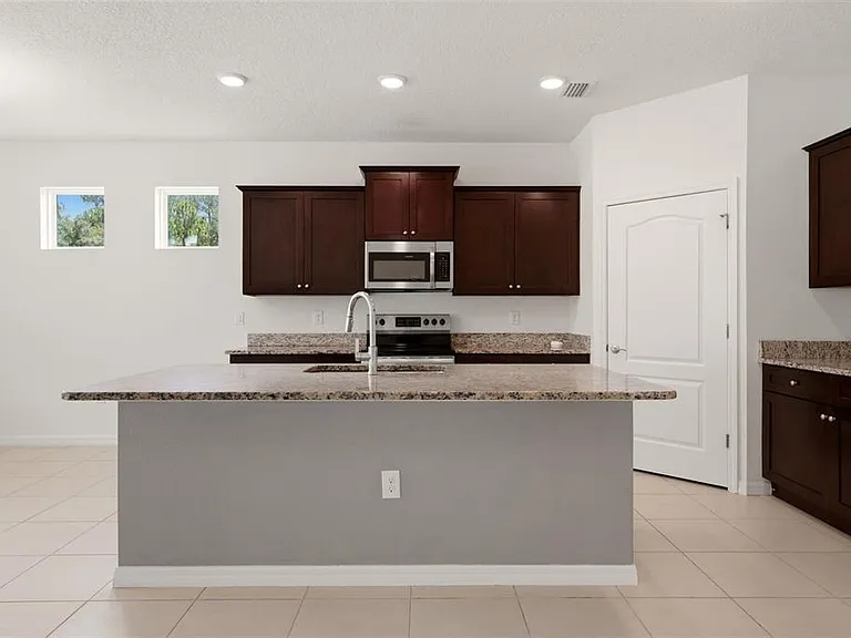 13922 Woodbridge Ter — Photo 13