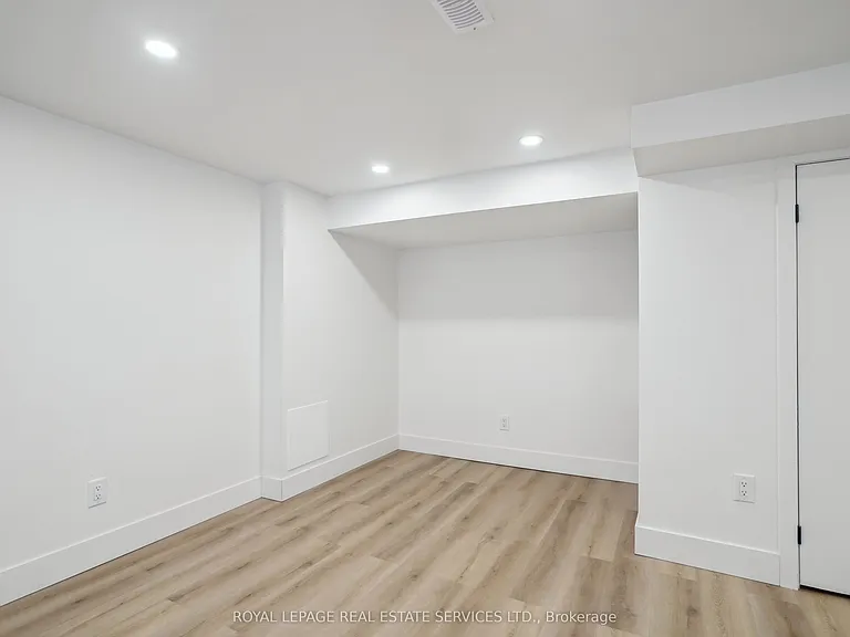 1 Yorkview Dr #B — Photo 5