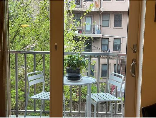 Rented by Ideal Properties Group | media 28