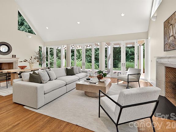 4th image of 606 Ardrey Cir