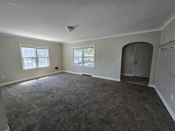 5th image of 660 I St