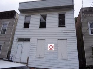 461 1st St, Albany, NY 12206