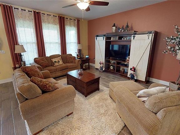 5th image of 16148 Hampton Crossing Dr