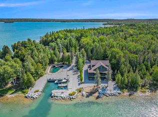 35424 S Charles Rd, Drummond Island, MI 49726