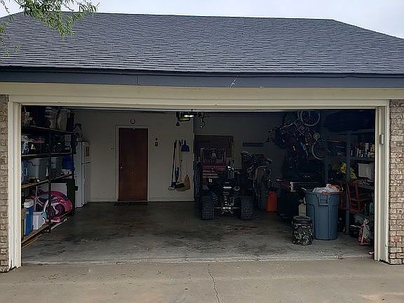3rd image of 719 Wilbanks Dr