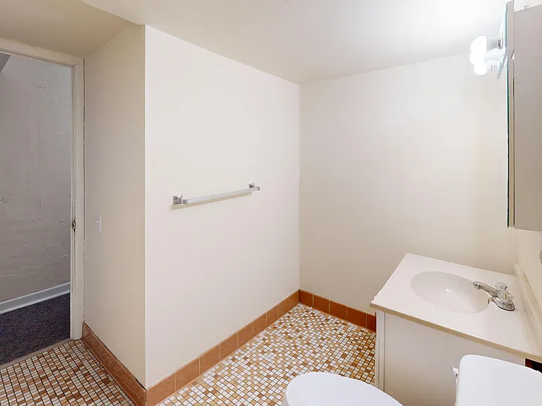 OB - 1/2 Bath OB - 1/2 Bath