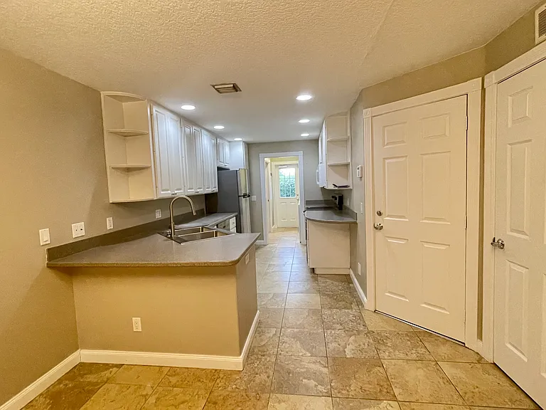 1649 Napoli Dr W #1649 — Photo 5