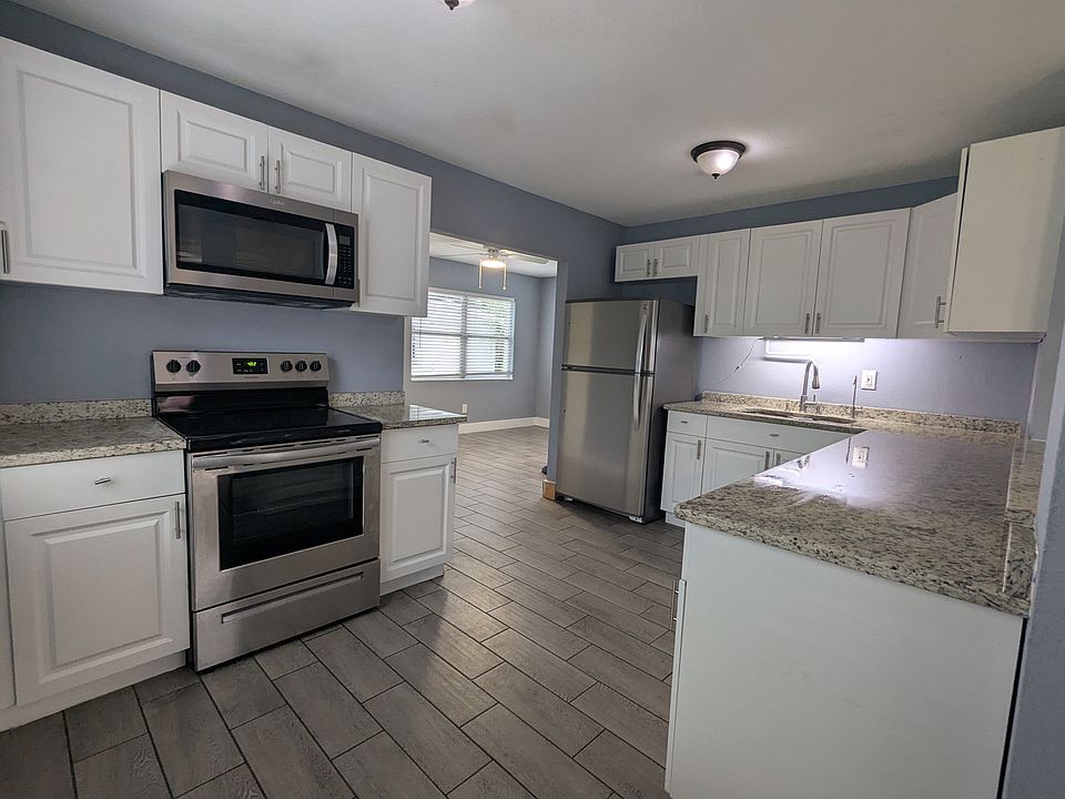 1st image of 1667 22nd St